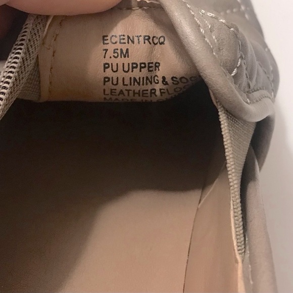 Steve Madden| Steve Madden tan quilted sneakers size 7.5M - Picture 7 of 11